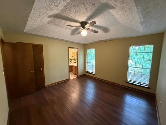 Building Photo - 8351 Post Oak Ct