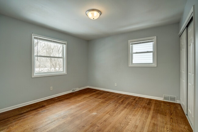 Building Photo - 1924 3rd Ave