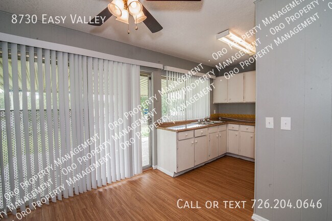 Building Photo - 8730 Easy Valley St