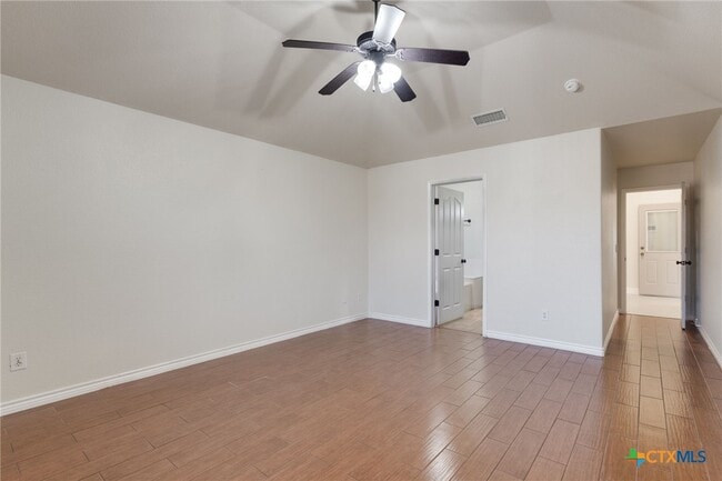 Building Photo - 4501 Chelsea Dr