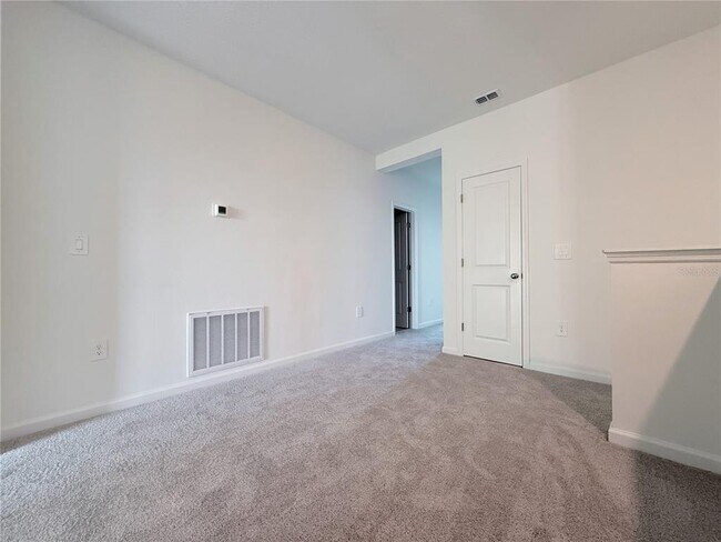 Building Photo - 388 Sol Vis Dr