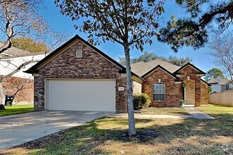 Building Photo - 3126 Silver Cedar Trail