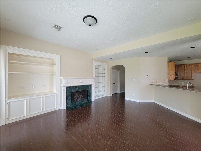 Building Photo - 914 Ivory Ridge Ln