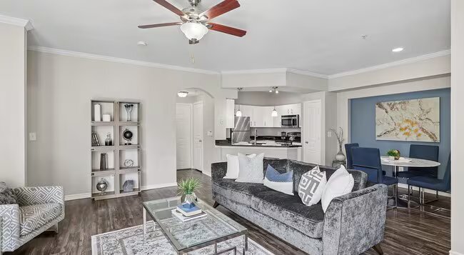 Building Photo - 2403 N Washington Ave