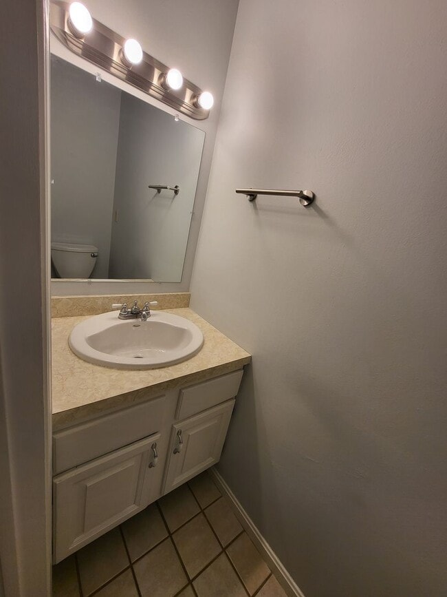 Building Photo - Well Maintained 3 Bedroom Townhome in East Lampeter Township