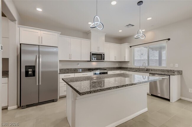 Building Photo - 10790 Wild Parsley Ave