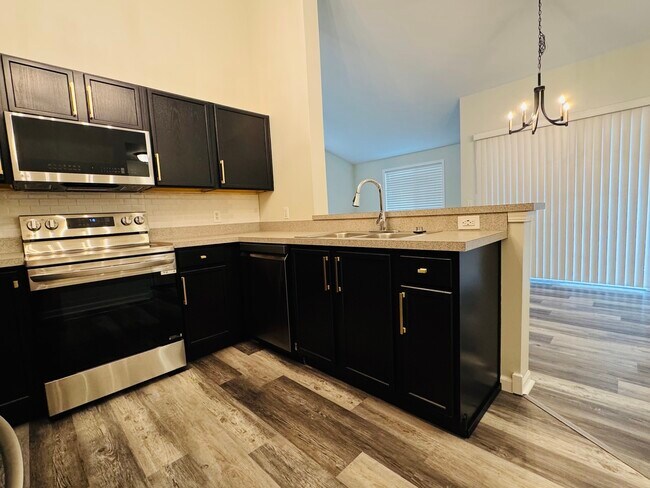 Building Photo - 128 Bertram Dr