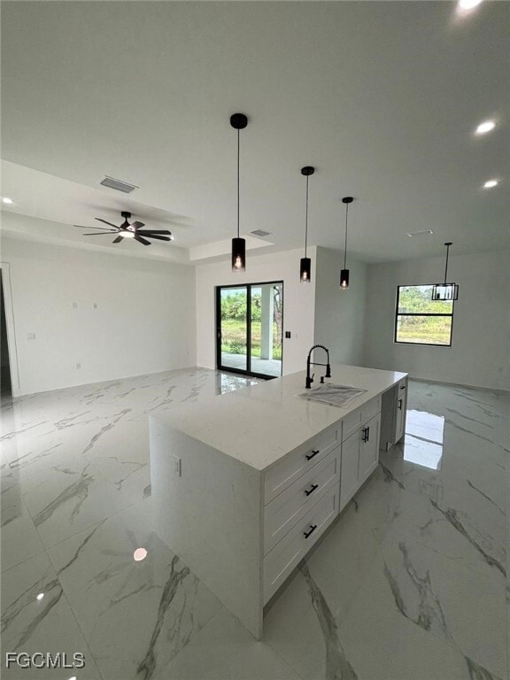 Building Photo - 1229 Augusta St E