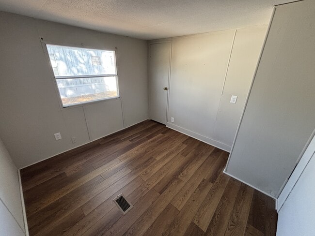 Building Photo - 300 Ricks Rd