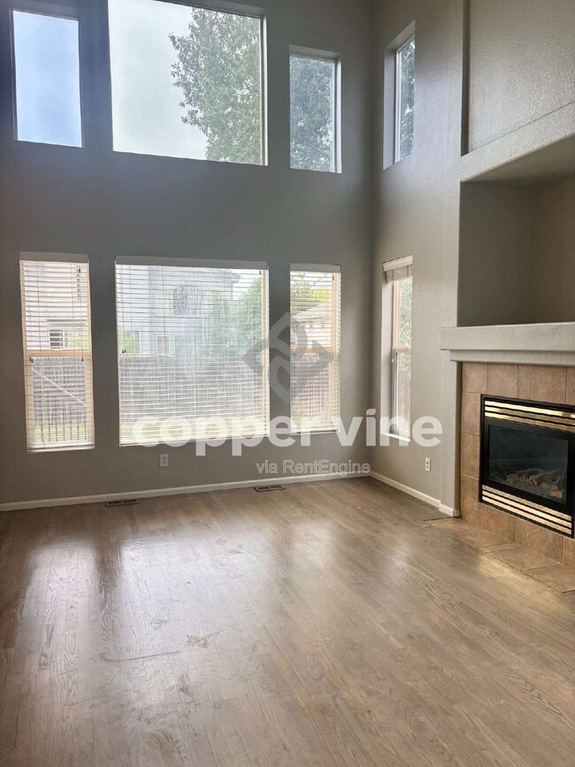 Building Photo - 4734 E 127th Dr