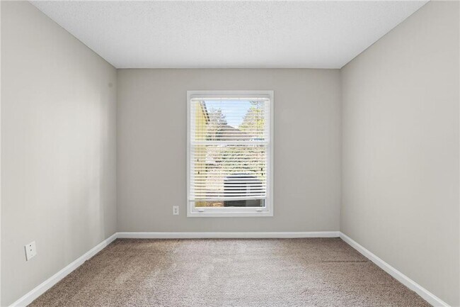 Building Photo - 3650 Ashford Dunwoody Rd NE