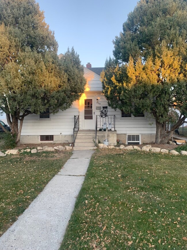 Primary Photo - 355 N Cheyenne St