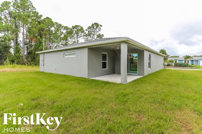 Building Photo - 1062 SW Fenway Rd