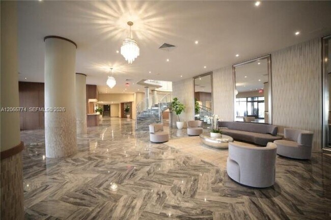 Building Photo - 5401 Collins Ave