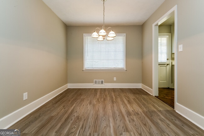 Building Photo - 17 Juliana Ct