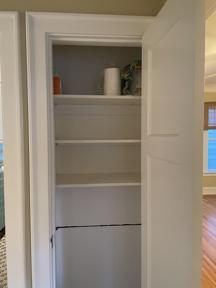 extra storage space - 2523 LeClaire St