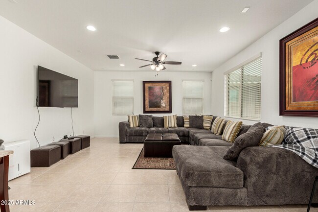 Building Photo - 12354 W Gardenia Ct