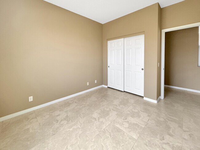 Building Photo - 11693 Mountain Hawk Ln