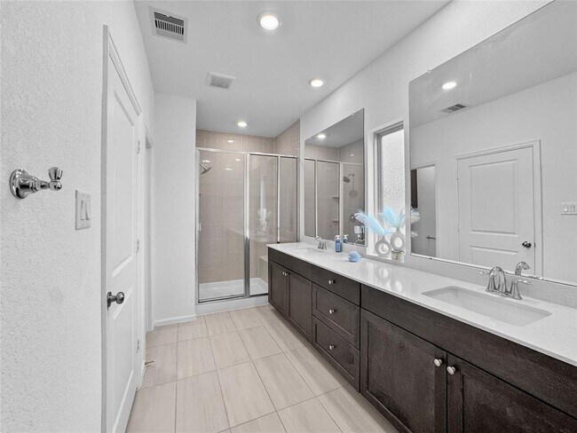 Building Photo - 4326 Camden Spgs Trl
