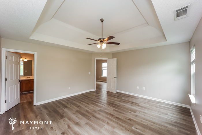 Building Photo - 3034 Summer Breeze Dr
