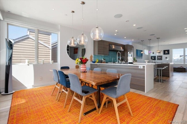 Building Photo - 11 Michigan St