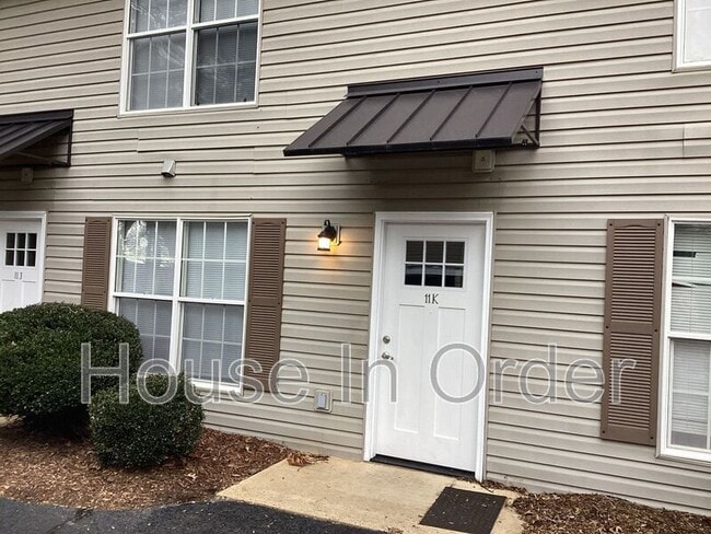 Building Photo - 11 Rathfarnham Rd