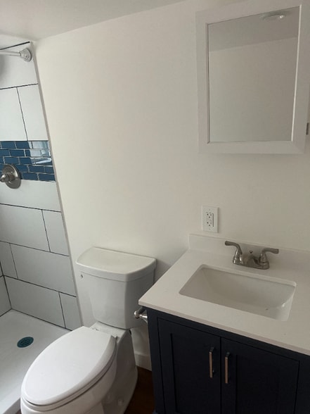 Building Photo - 1 CA-1