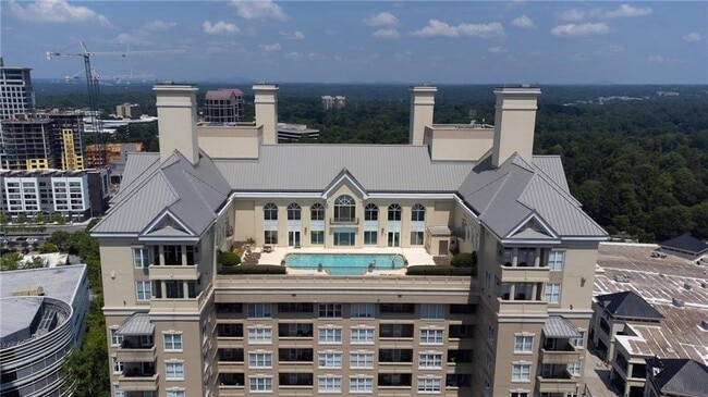 Building Photo - 3334 Peachtree Rd NE