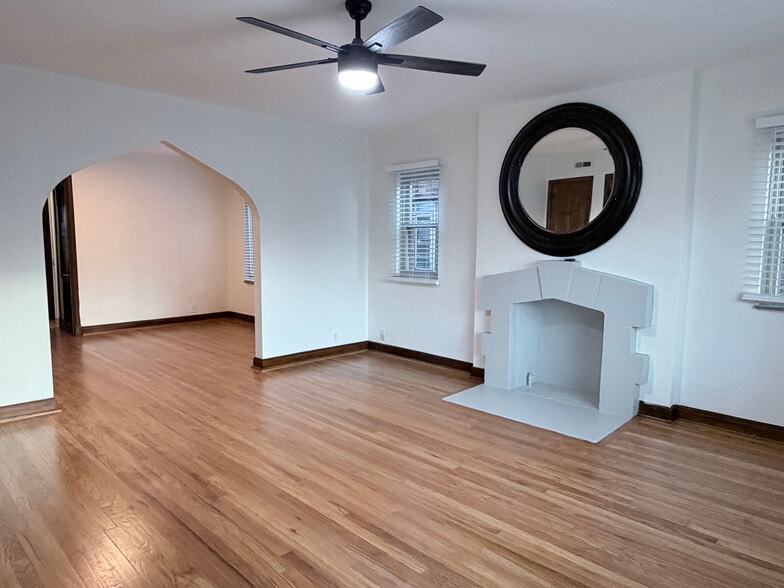 Building Photo - 1522 Northwest Blvd