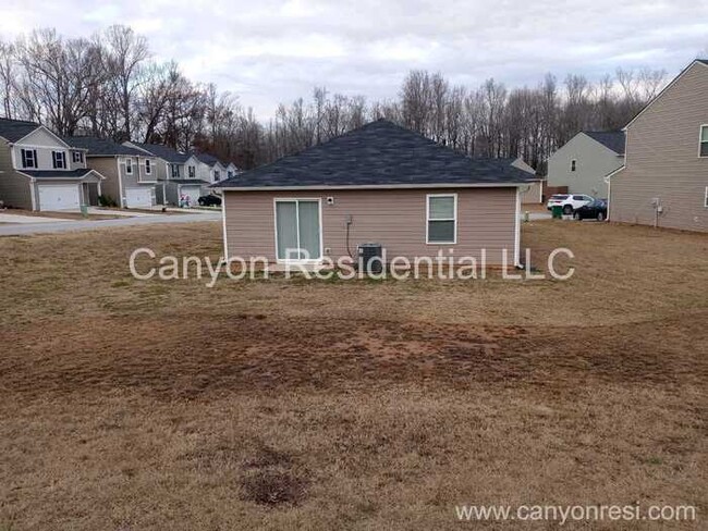 Building Photo - BRAND NEW single family house!3bedrooms, 3...