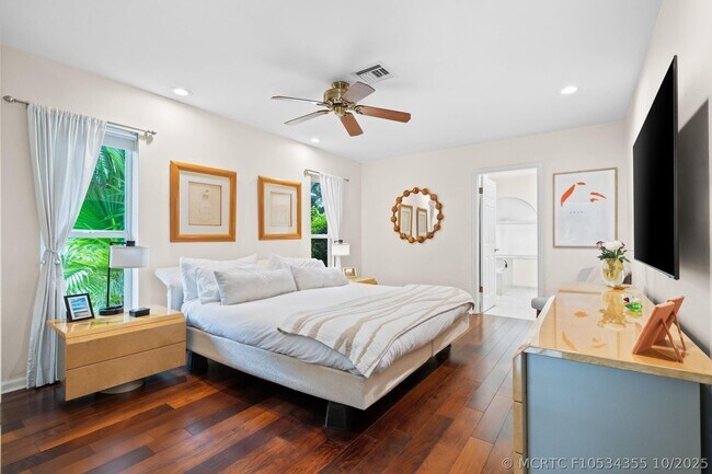 Building Photo - 326 Seven Isles Dr