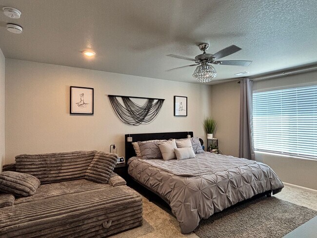 Building Photo - Modern Living with Solar Savings: Spacious...