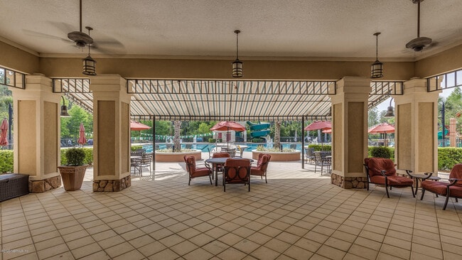 Building Photo - 589 Glasgow Dr