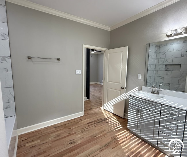 Building Photo - 900 N 3rd St