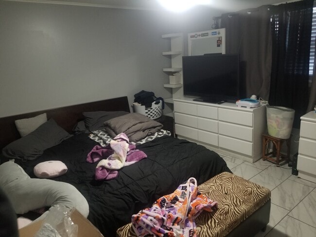 Building Photo - 4201 W 47th St