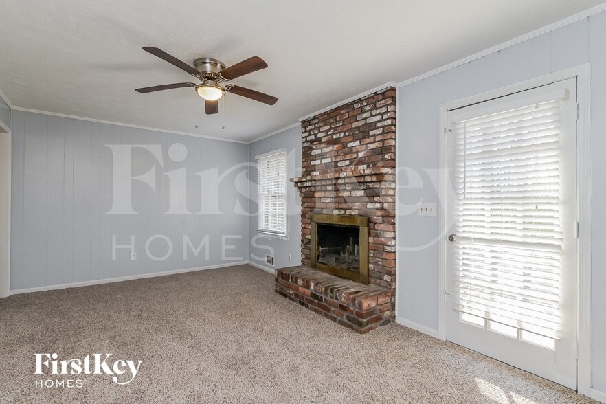 Building Photo - 195 King David Dr SW