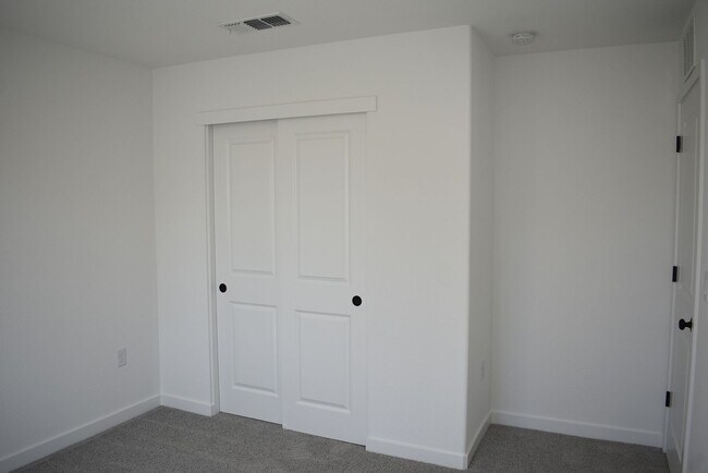 Building Photo - 4290 Aura Way