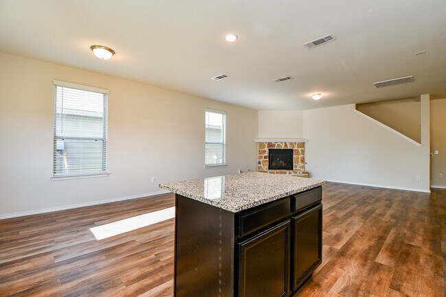 Building Photo - 2730 Ibis Wy