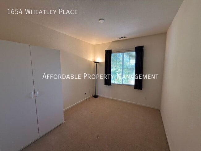 Building Photo - 1654 Wheatley Pl