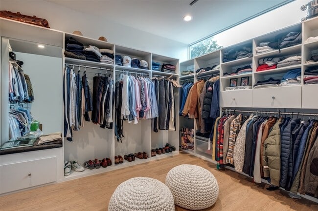 Building Photo - 4626 Coles Manor Pl