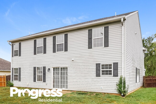 Building Photo - 975 Young's Creek Dr