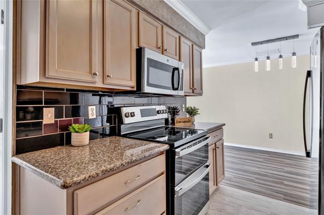 Building Photo - 2640 Custer Pkwy