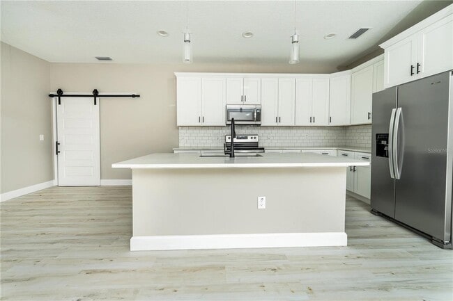 Building Photo - 1011 Johnston Rd SE