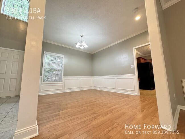 Building Photo - 605 Hopewell Park