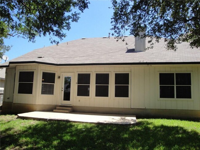 Building Photo - 8021 Luling Ln