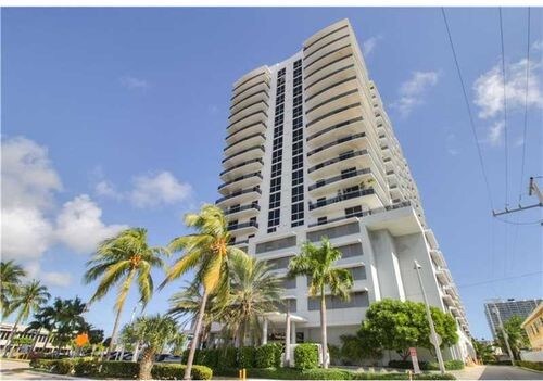 Building Photo - 1700 John F Kennedy Causeway