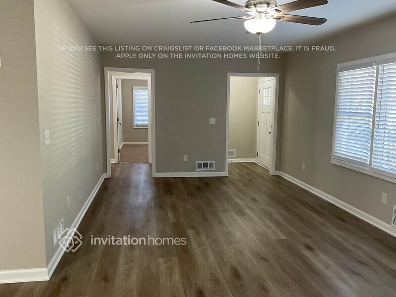 Building Photo - 2264 Headland Dr