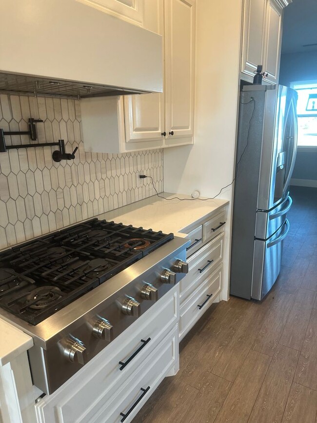 Building Photo - open concept 4bd - rent to own