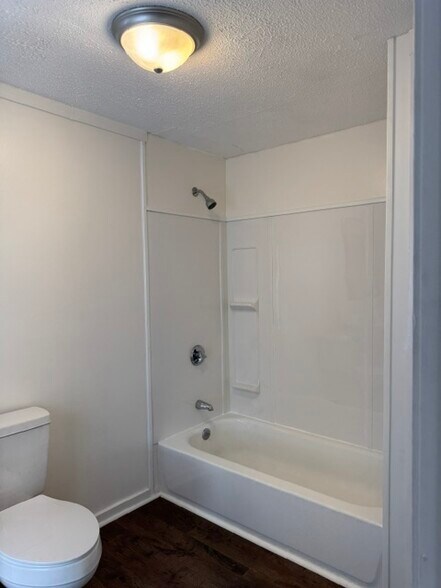 Building Photo - 77 Agawam St