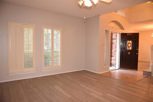 Building Photo - 2811 Grants River Cir